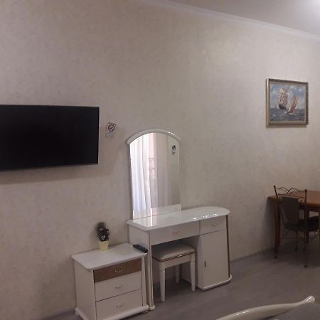 Aparthotel Kak Doma à Odessa Extérieur photo