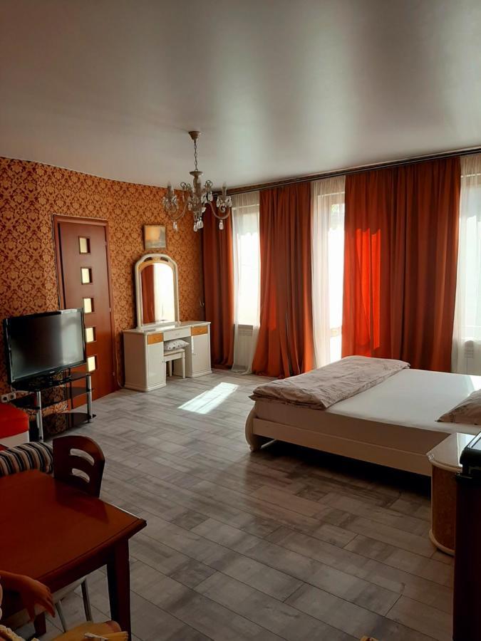 Aparthotel Kak Doma à Odessa Extérieur photo