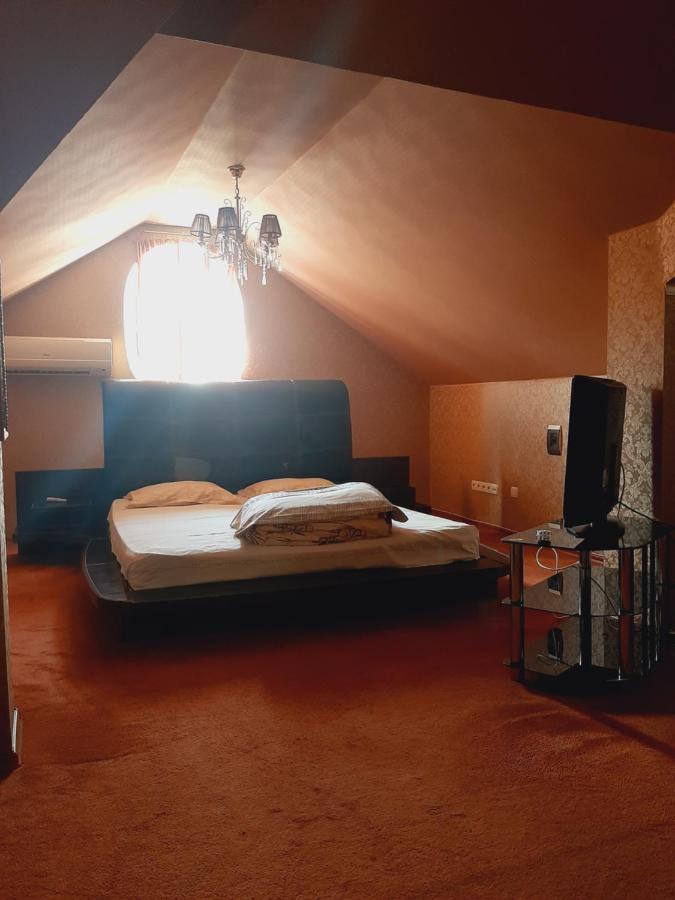 Aparthotel Kak Doma à Odessa Extérieur photo