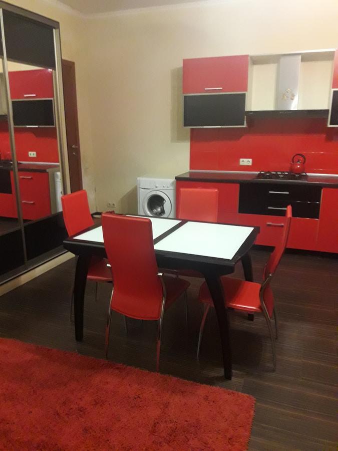 Aparthotel Kak Doma à Odessa Extérieur photo