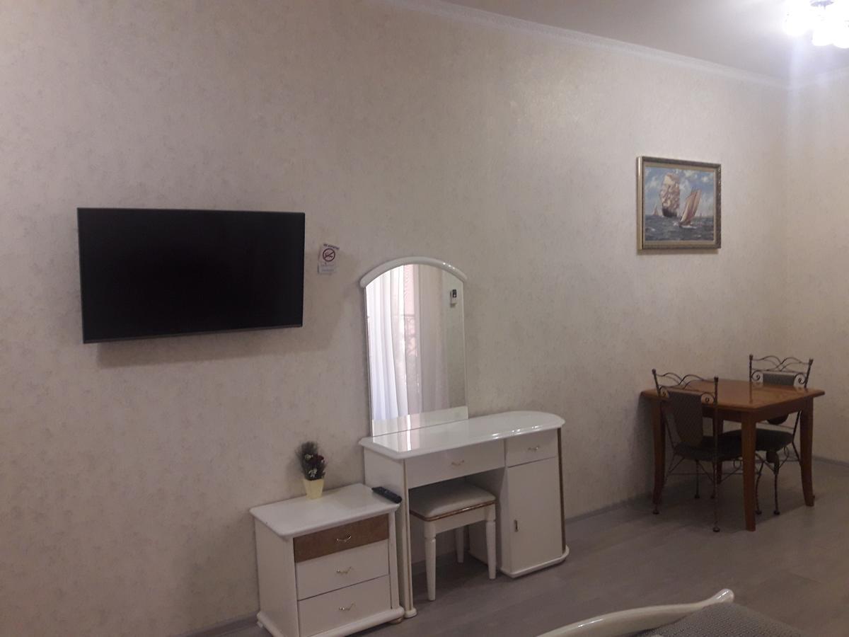 Aparthotel Kak Doma à Odessa Extérieur photo